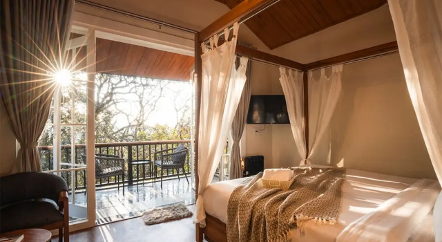 Номер Standard Moustache Bhimtal Luxuria, Nainital