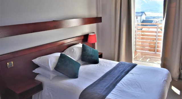Hotel Corrieu, Rezerwuj Hotel La Llagonne Pyrénées-Orientales
