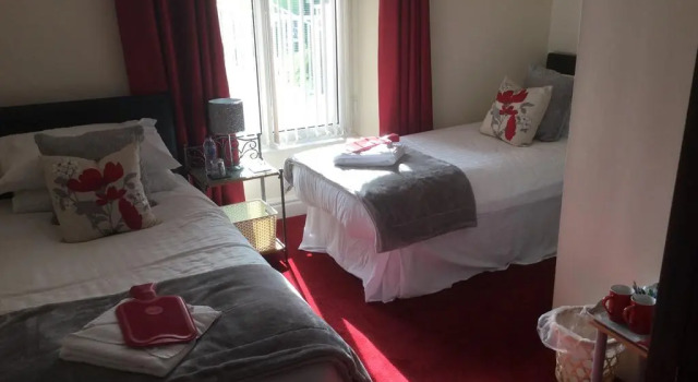 The Trecastell Hotel, Забронировать Отель Амлуч Anglesey