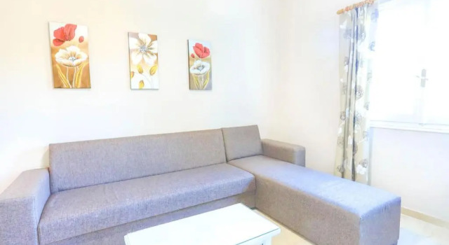 Коттедж с 2 комнатами Villa Kiki