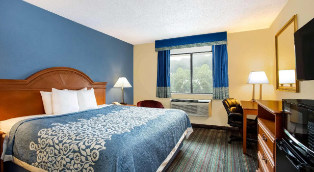 Двухместный номер Standard Days Inn by Wyndham Runnemede Philadelphia Area