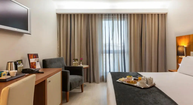 Двухместный номер Standard Hotel Mercure Lisboa