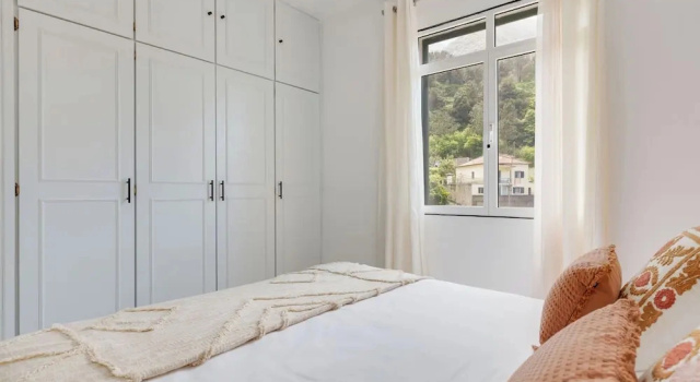 Gil House by Holiday Rental Madeira, Забронировать Апартаменты/квартира Отели Madeirã с парковкой, Парковка