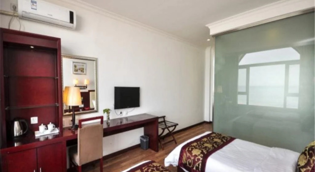 Building 36 Haijing Hotel, Book Hotel Beidaihehaibin 