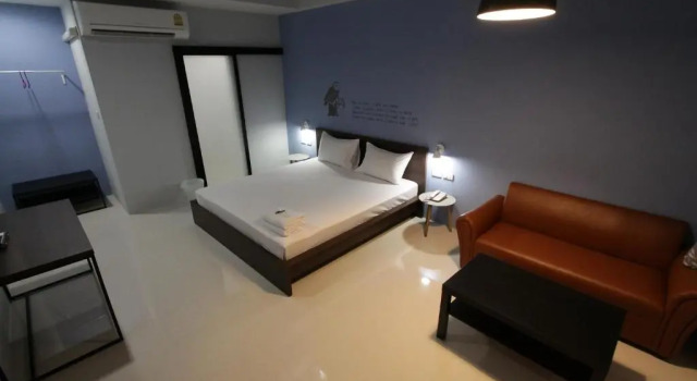 Двухместный номер Standard с балконом Eazy Motel B.a.n.g.n.a
