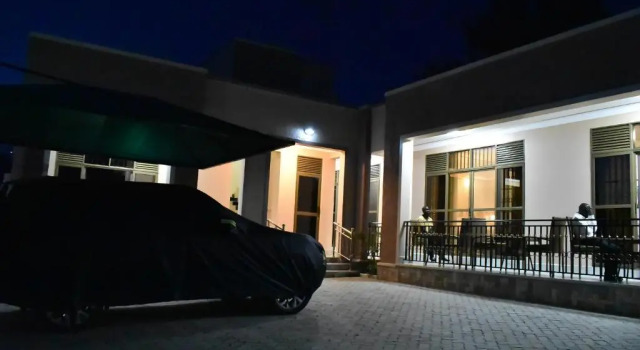 Studio Furnished Apartments Entebbe, Đặt Căn hộ Khách sạn ở Entebbe có hồ bơi, Hồ bơi