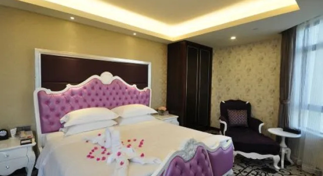 Люкс Country Garden Phoenix Hotel Beiliu
