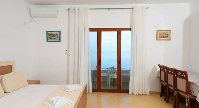Komfort Apartment Hill Suites