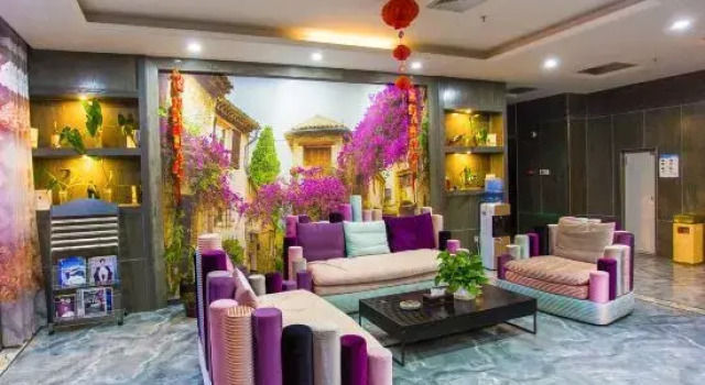 Xinyuan Mingyang Hotel, Prenota Hotel Hotel a Xinjiang con parcheggio, Parcheggio