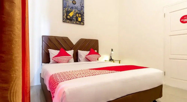 OYO Flagship 1794 Kamojo Gh Medan, Rezerwuj Hotel Medan Sumatra