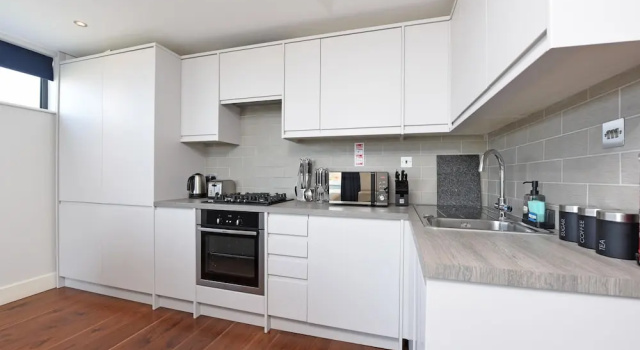 Апартаменты The Glasshouse Apartments