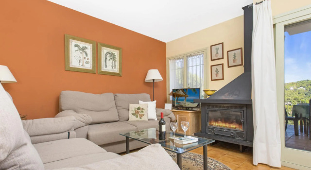 Ronda in Llafranc with 4 bedrooms and 2 bathrooms