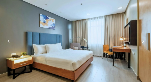 Люкс с 2 комнатами Greenhills Elan Hotel Modern - Newly Renovated