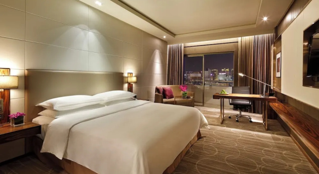 Номер Standard с видом на город Crowne Plaza Kunming City Centre by IHG