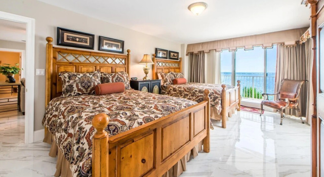 Апартаменты Waterview Towers 202