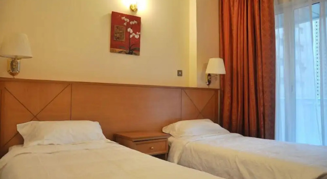 Апартаменты Deluxe с 2 комнатами с балконом Royal Plaza Hotel Apartments