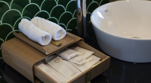 Номер Deluxe с красивым видом из окна Best Western Premier Imperial Dalat