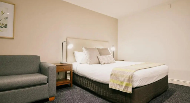 Семейный люкс с 2 комнатами All Seasons Resort Hotel Bendigo