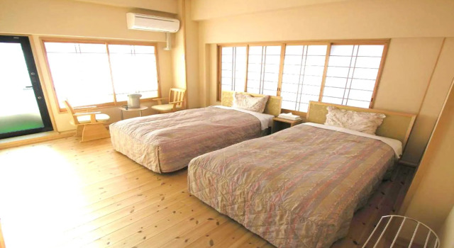 Двухместный номер Standard Minshuku Inn Shirahama Ekinoyado