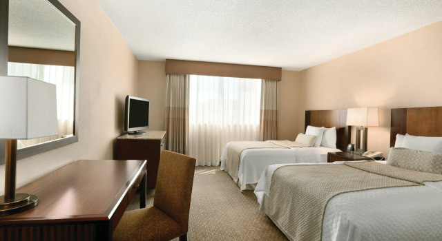 Embassy Suites by Hilton Phoenix Tempe