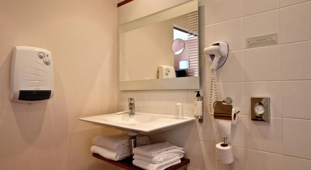Двухместный номер Comfort Best Western Le Duguesclin Hôtel-Restaurant