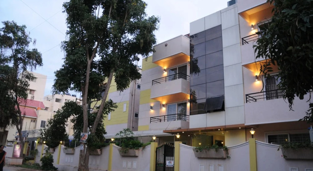 Maple Suites Serviced Apartments