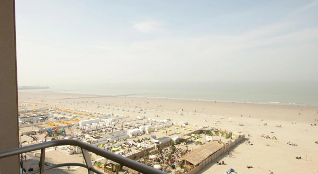 Comfortable studio in Blankenberge with a view over the city, Забронировать Отель Отели Западной Фландрия 3 звезды, 3*