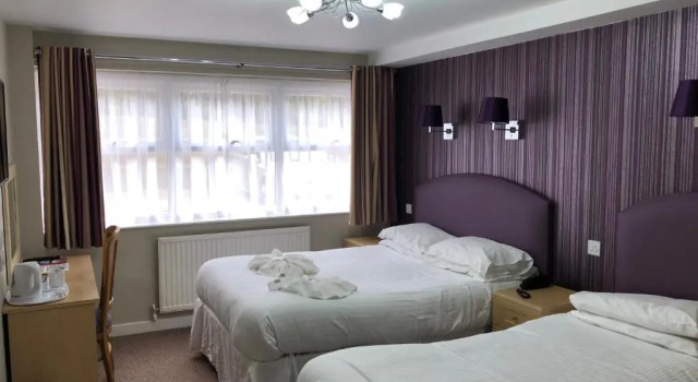 Семейный номер Standard Riviera Hotel