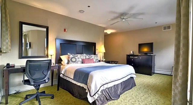 Номер Standard The Centennial Hotel