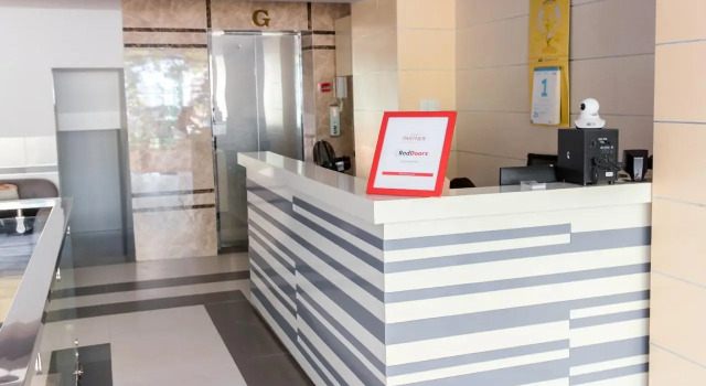 RedDoorz Plus near Lotte Mart D7