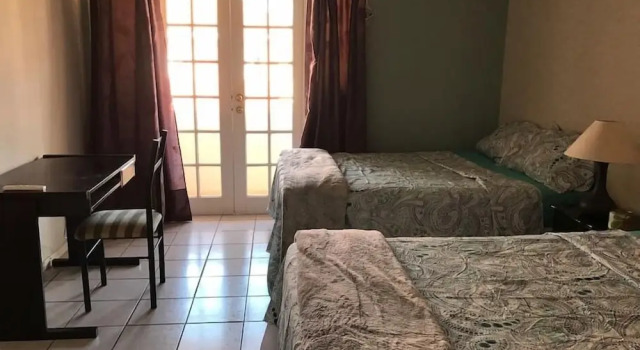 Naturesview Castle B&B