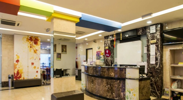 OYO 204 I Biz Hotel