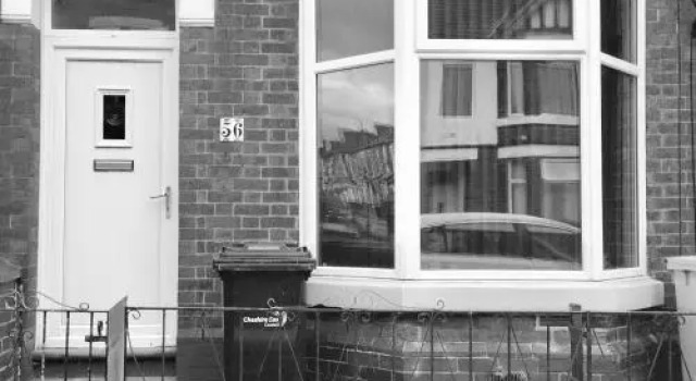 Samuel Place, Book Lejlighed Crewe 