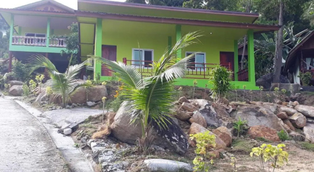 Коттедж c 1 комнатой с балконом Easy Life Bungalows