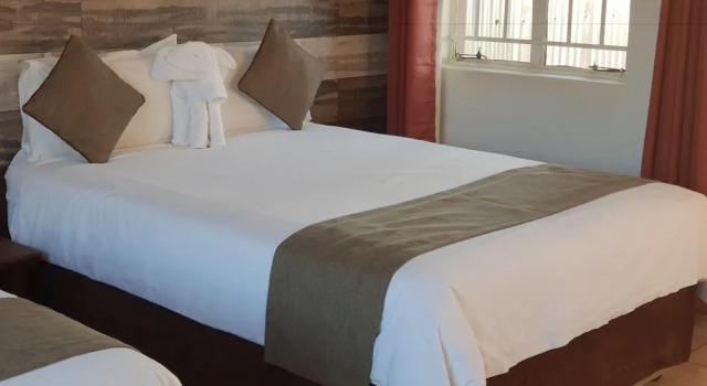 Kalahari Sands Guest Lodge