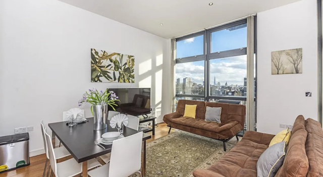 Апартаменты с 3 комнатами с балконом Splendid 3 Bedroom Apartment Kings Cross