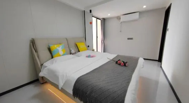 Люкс Deluxe Haizhiyuan Seaview Apartment (Qiaogang Branch)