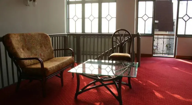 Hotel Central, Забронировать Отель Хрватска-Костайница Сисацко-Мославинская жупания