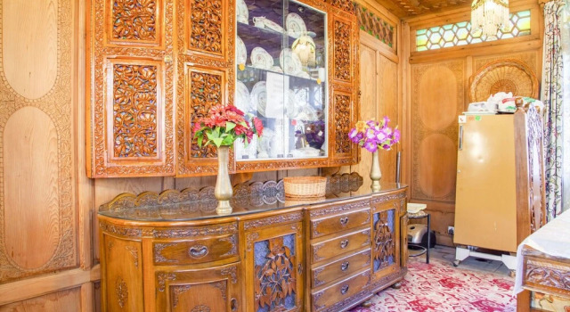 GuestHouser 1 BR Houseboat 126f, Забронировать Отель Сринагар Jammu & Kashmir Ski