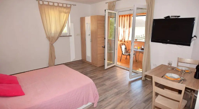 Студия Apartments Jeromela