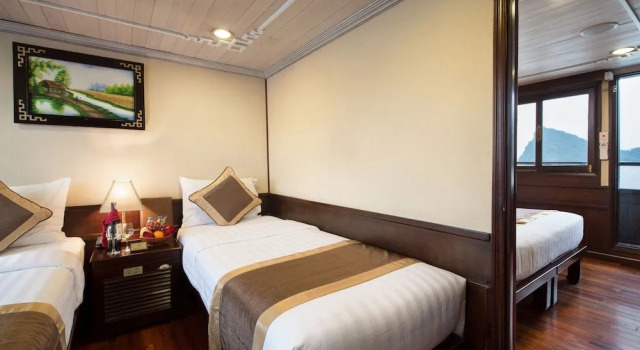 Apricot Premium Cruise