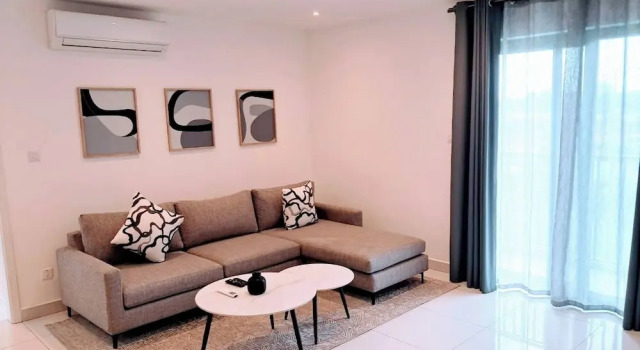 Апартаменты Unique 2 BDR Apartment at Loxwood House With Rooftop Pool and Gym