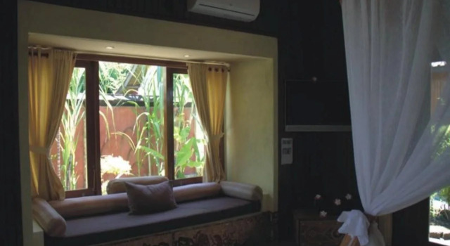Villa Bulan Madu Gili Air, Забронировать Вилла Коттеджи провинции Западных Малых Зондских островов, Коттедж