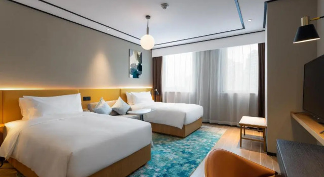 Двухместный номер Standard Hilton Garden Inn Nantong Xinghu