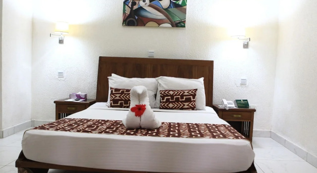 Люкс Coconut Grove Beach Resort