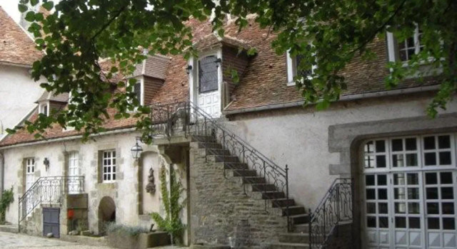 Château Les Dryades, Prenota Hotel Pouligny-Notre-Dame 