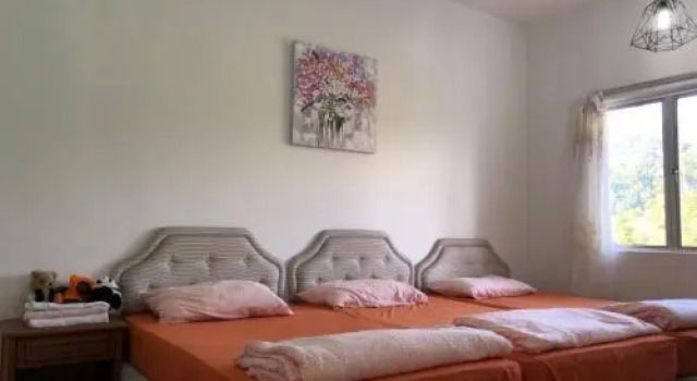 Selesa Hillhomes Cosy House, Book Hotel Hoteller i Bukit Tinggi med pool, Swimmingpool