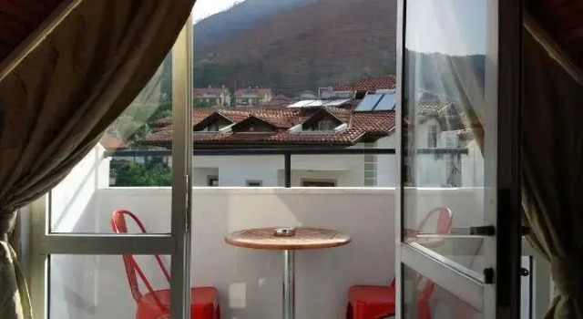 Sardunya Apartments