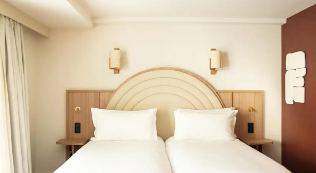 Двухместный номер Standard с балконом Hotel Ventura Saint-Tropez, Tapestry Collection By Hilton
