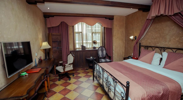 D6 Hotel-Jinsha Branch, Rezerwuj Hotel Hotele w Qingyang z parkingiem, Parking